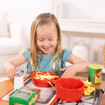 Melissa & Doug Pasta para Preparar y Servir, Juego de Imitación, Juego de Cocina en Fieltro, Fácil de Usar (más de 50 Piezas)