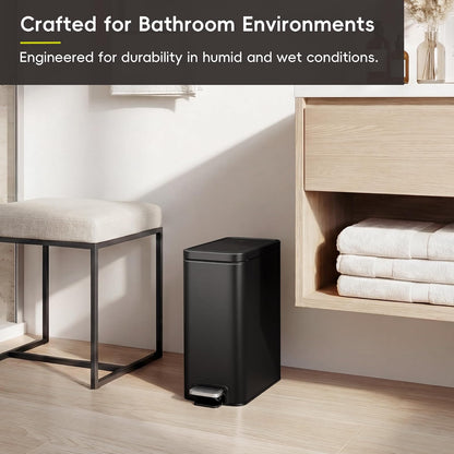EKO - Bote de basura pequeño para baño con tapa, cierre suave, pedal de paso, cubeta de basura de acero inoxidable de 10 litros/2.6 galones con cubeta interior extraíble, acabado antihuellas (negro