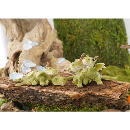 Top Collection Miniatura Figura de jardín de Hadas y terrario Mini Dragones abrazados