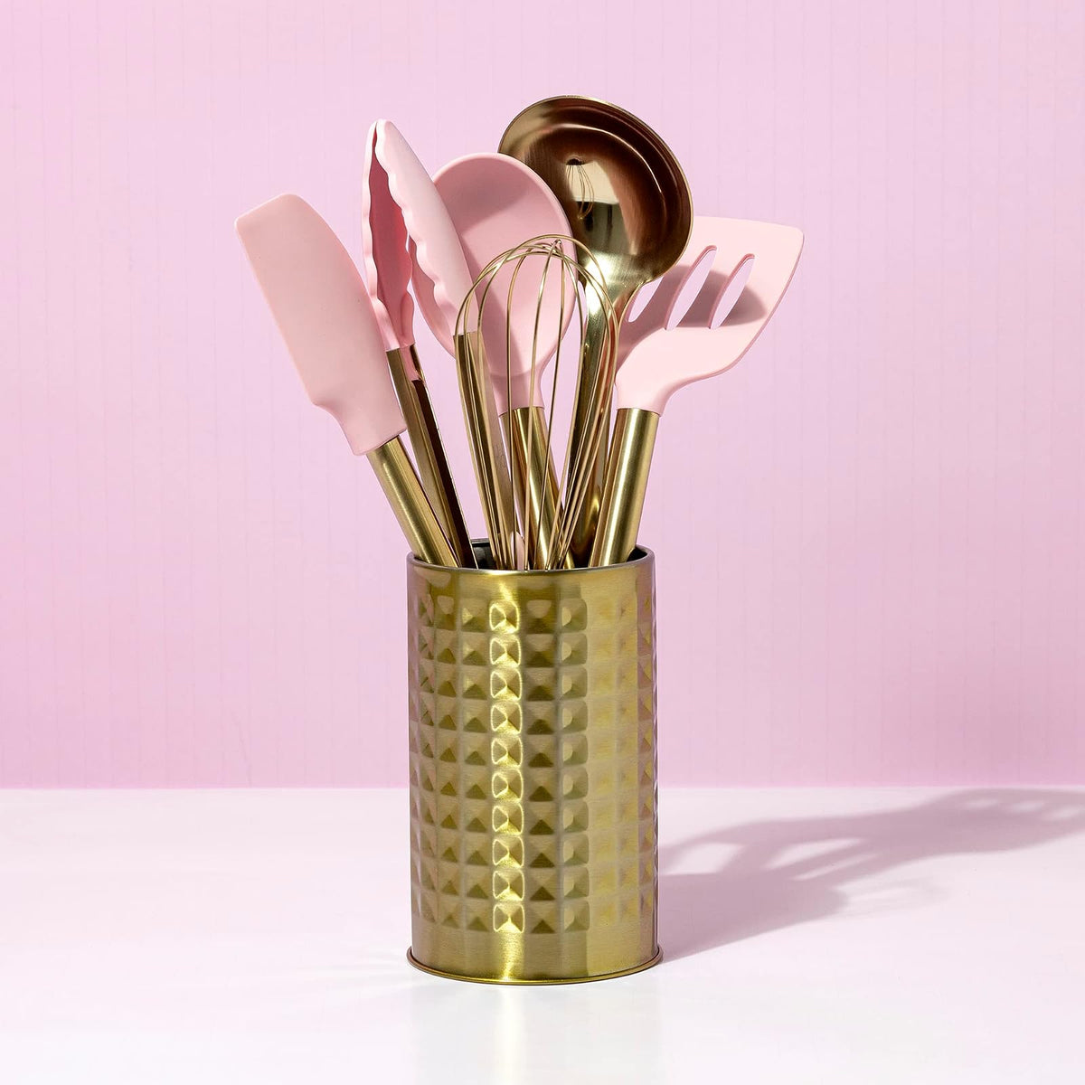 Paris Hilton - Juego de utensilios de cocina con utensilios de cocina de silicona, batidor y cucharón de acero inoxidable, 7 piezas, rosa y dorado