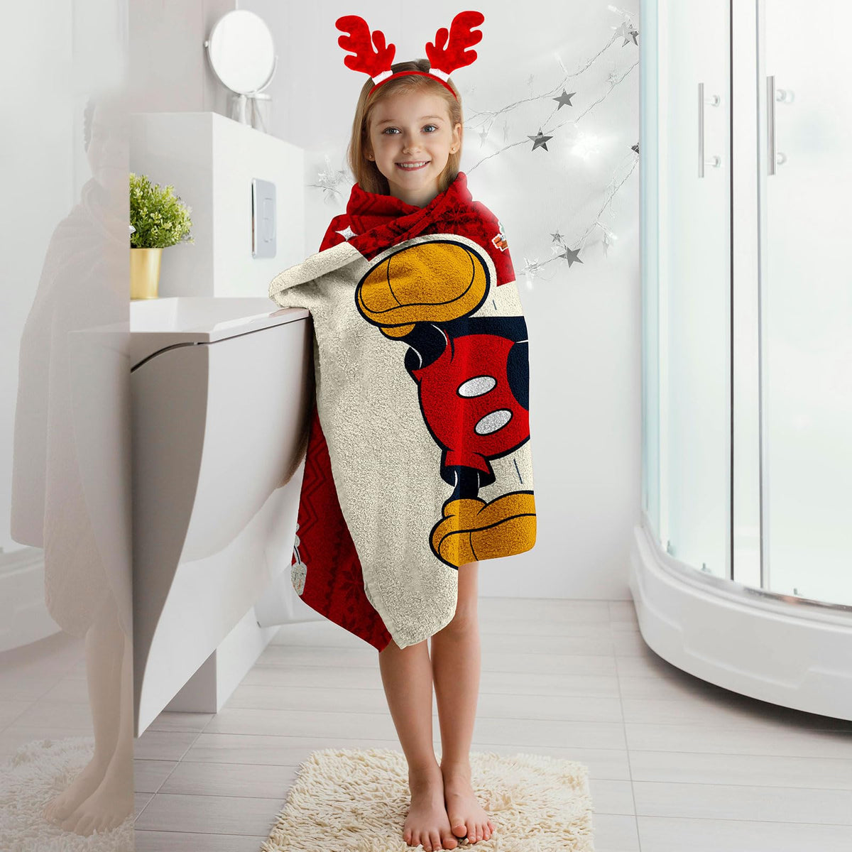 Providencia Toalla Premium para Baño 75x147 Cm Mickey Dear Santa