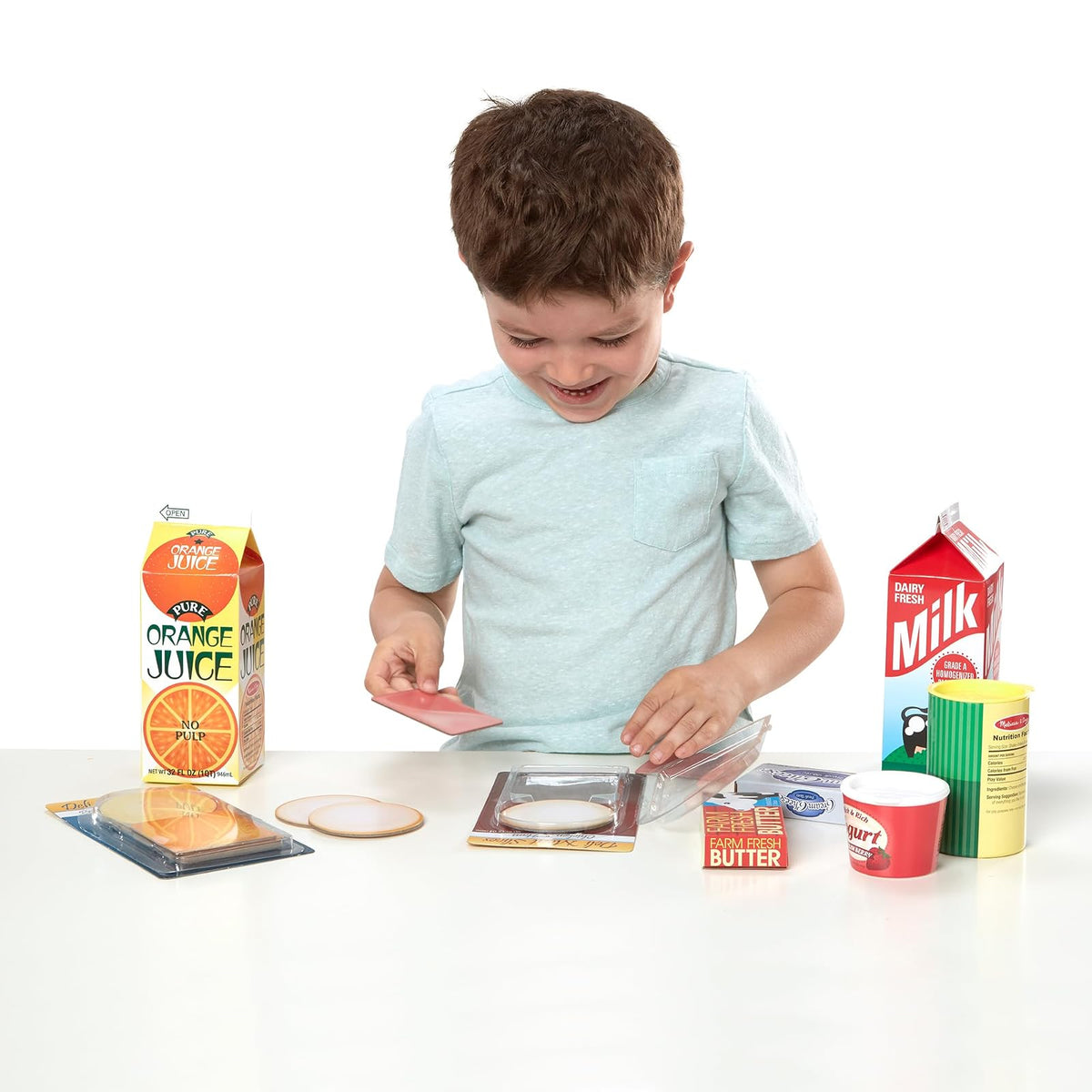 Melissa & Doug ¡Juguemos de casita! Productos para refrigeradoras (juguetes de comestibles de juego de imitación, 20 piezas)