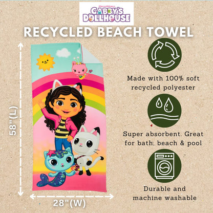Franco DreamWorks Gabby's Dollhouse Kids - Toalla de baño, 100% reciclada, Suave, Ligera, Hecha de Botellas de plástico Reciclado, 58 x 28 Pulgadas, (Producto 100% Oficial con Licencia Oficial)