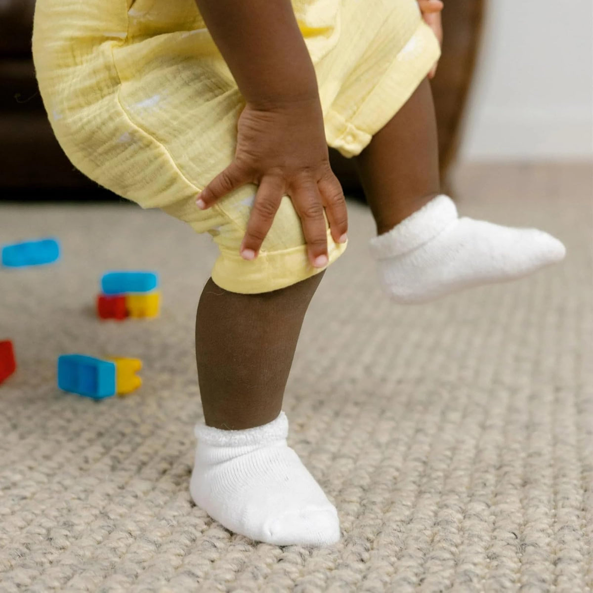 Gerber Paquete de 6 calcetines para niña, Amarillo, Naranja
