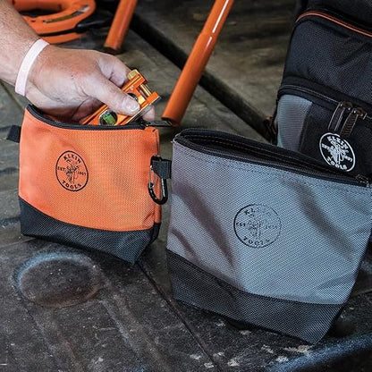 Klein Tools 55569 - Bolsa de Herramientas con Cierre y mosquetones, Parte Inferior Reforzada, Resistente al Agua 1680d, Paquete de 5 tamaños