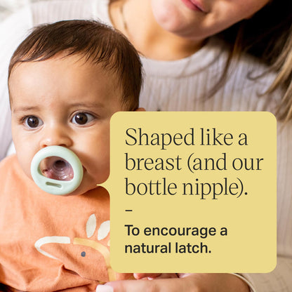 Tommee Tippee Chupón Tipo Pecho, 0-6 Meses, Silicona, Paquete de 4 | Diseño Simétrico, Tetina Natural Tipo Pecho, Chupón Libre de BPA, Rosa/Verde/Crema