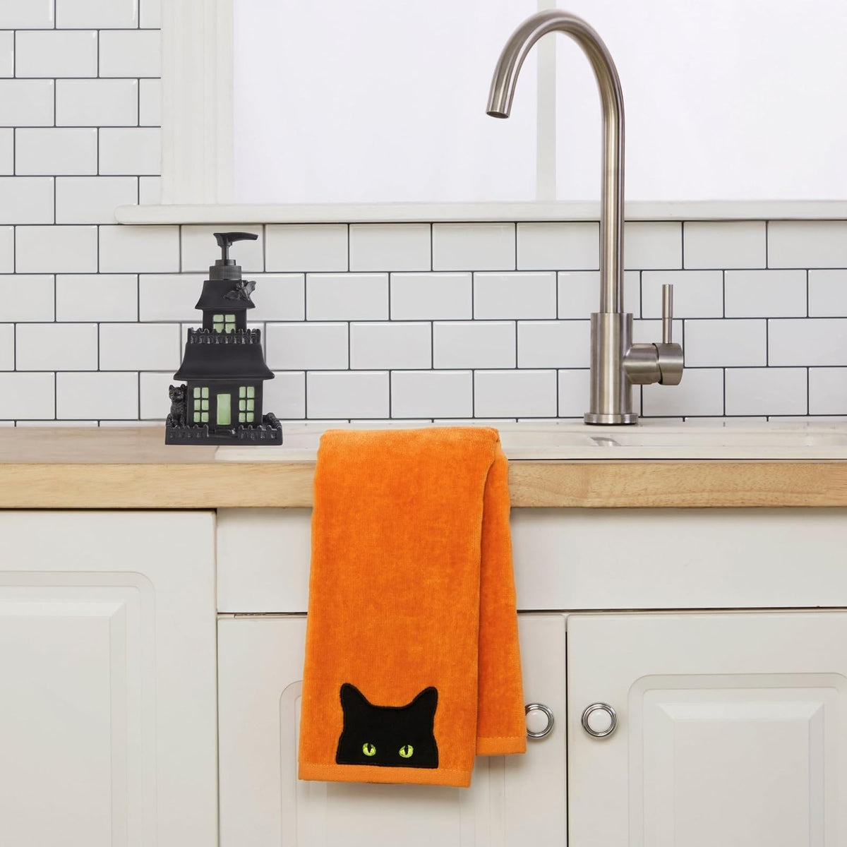 SKL Home - Juego de Toallas de Mano Bordadas 100% algodón, 2 Piezas, Decorativas para baño/Cocina/Bar y Regalo, Color Naranja