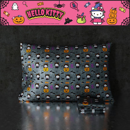 Funda de Almohada Reversible estándar de Seda Satinada de Sanrio Hello Kitty para Esqueleto de Halloween, para Belleza, 20x30 para Cabello y Piel, (Producto Oficialmente Licenciado) de Franco