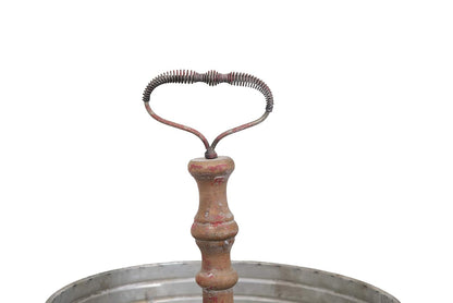 Creative Co-Op DA6875 Bandeja Decorativa Redonda de Metal y Mango de Madera, Color Plateado