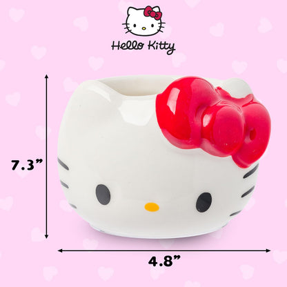Silver Buffalo Sanrio Hello Kitty - Juego de 4 lazos de cerámica esculpida 3D con diseño de Hello Kitty (4 unidades), perfecto como juego de azúcar, crema o leche, 3.5 onzas