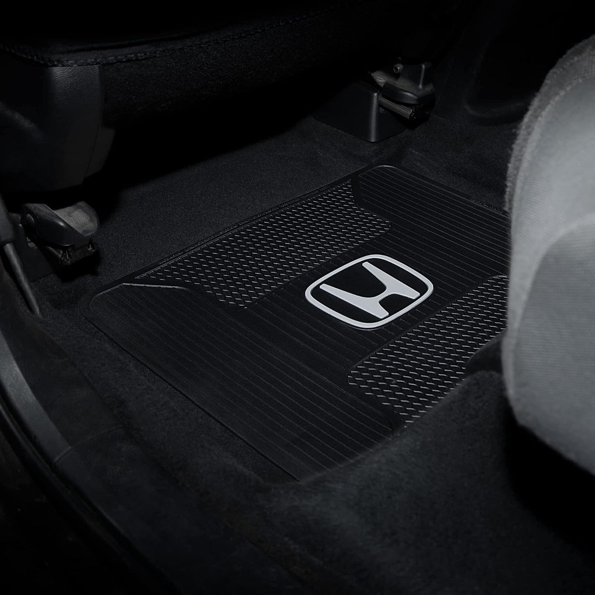 Plasticolor Alfombra Utilitaria Honda, Negro, 001221R01