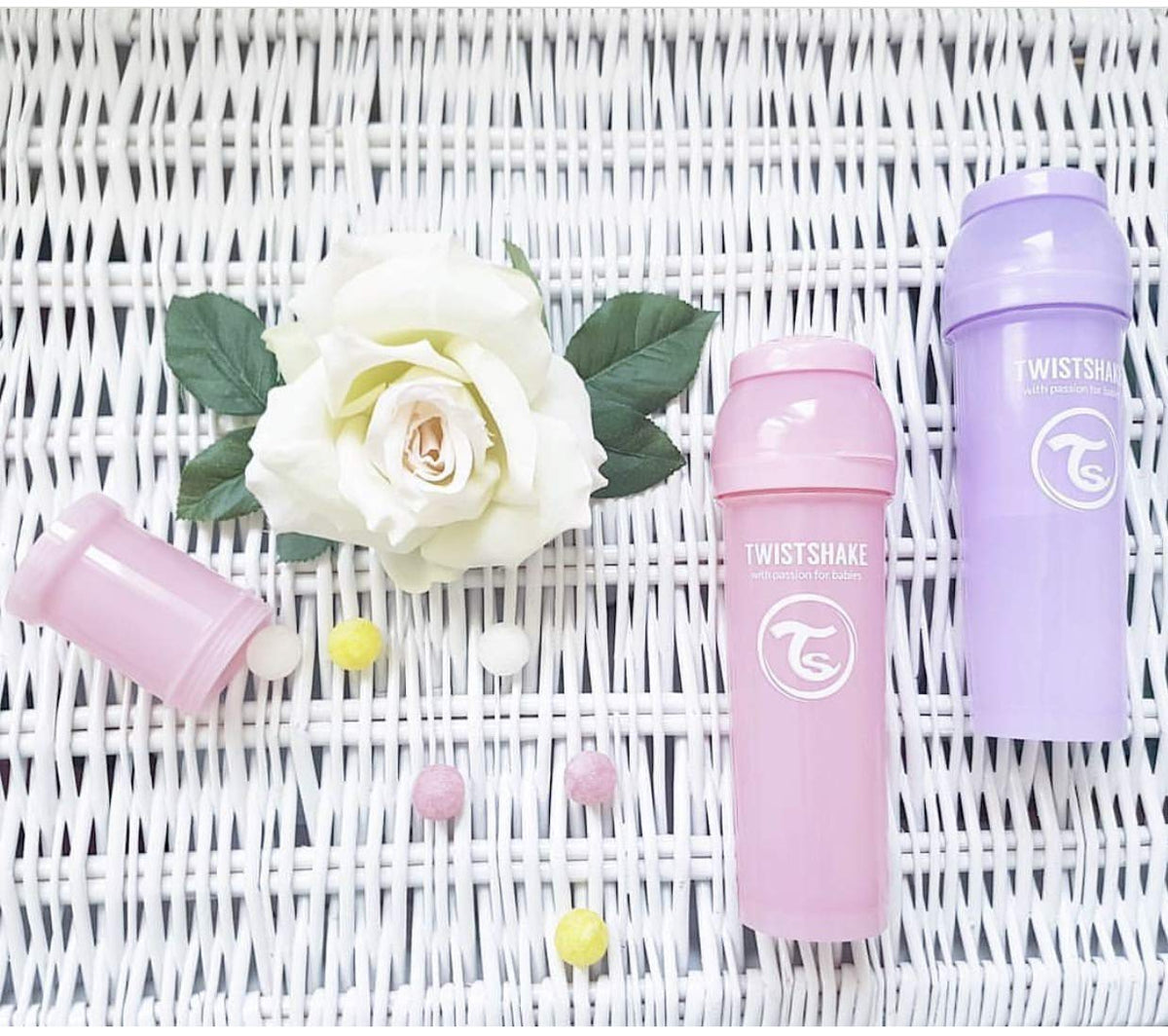 Twistshake Biberón Anticólicos de 330 ml | Tetina de Silicona Similar al Pecho | Mamila de Flujo Rápido 4+ Meses | Hecho de Plástico Libre de BPA | Ideal para Lactancia Normal| Piezas Intercambiables