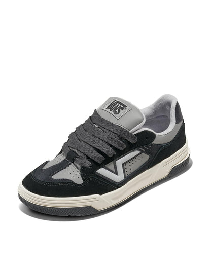 Vans Upland Tenis Unisex - 28.5 cm - Negro - Multi