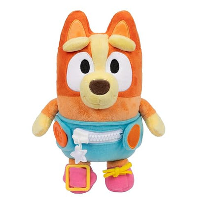 Dress & Play Baby Bingo Bluey Felpa, botón, Cierre, Hebilla y Corbata, Aprender a Vestir muñecas para niños pequeños a Partir de 3 años, Juguete de Cierre para bebé