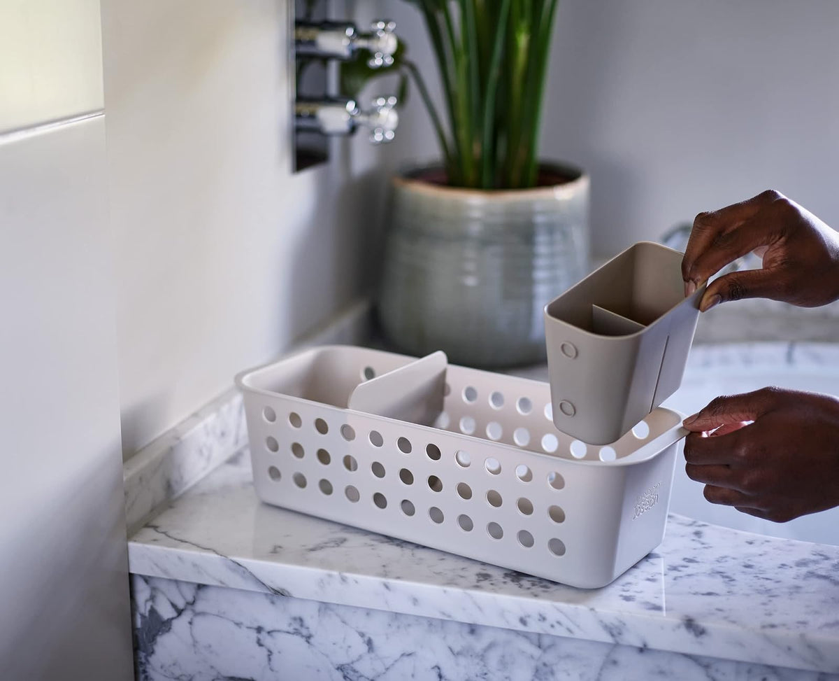 Joseph Joseph EasyStore - Organizador de cesta de almacenamiento para artículos esenciales de baño con maceta móvil y divisor, color crudo