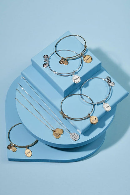 Alex and Ani Because I Love You - Pulsera de Alambre expandible para Mujer, Abalorios significativos, 2 a 3.5 Pulgadas
