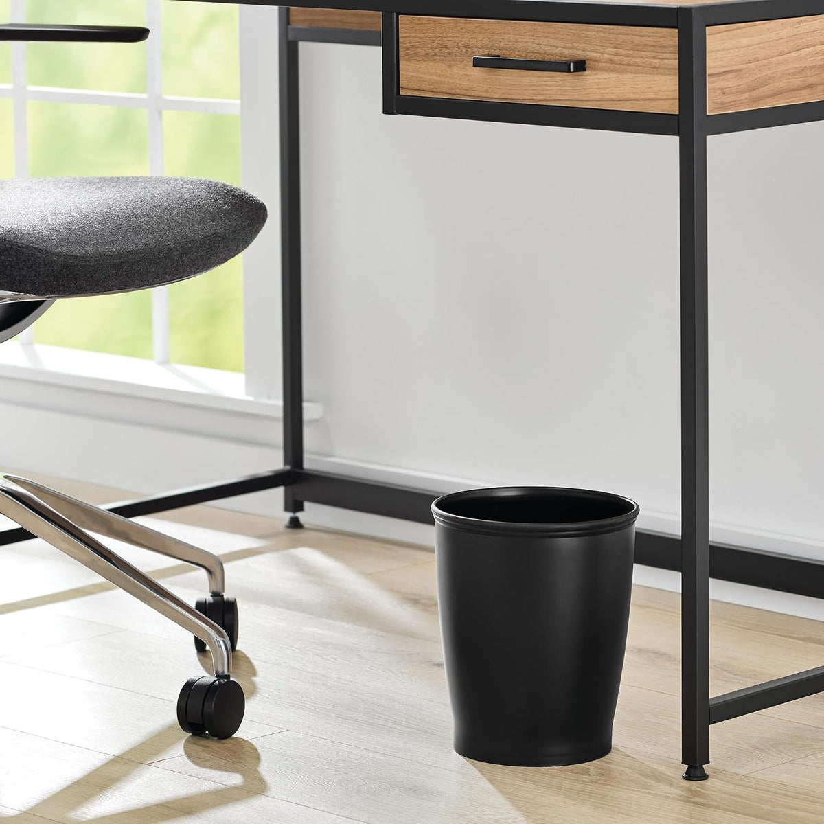 InterDesign 93437 Kent Wastebasket Trash Can for Bathroom, Kitchen, Office, Black