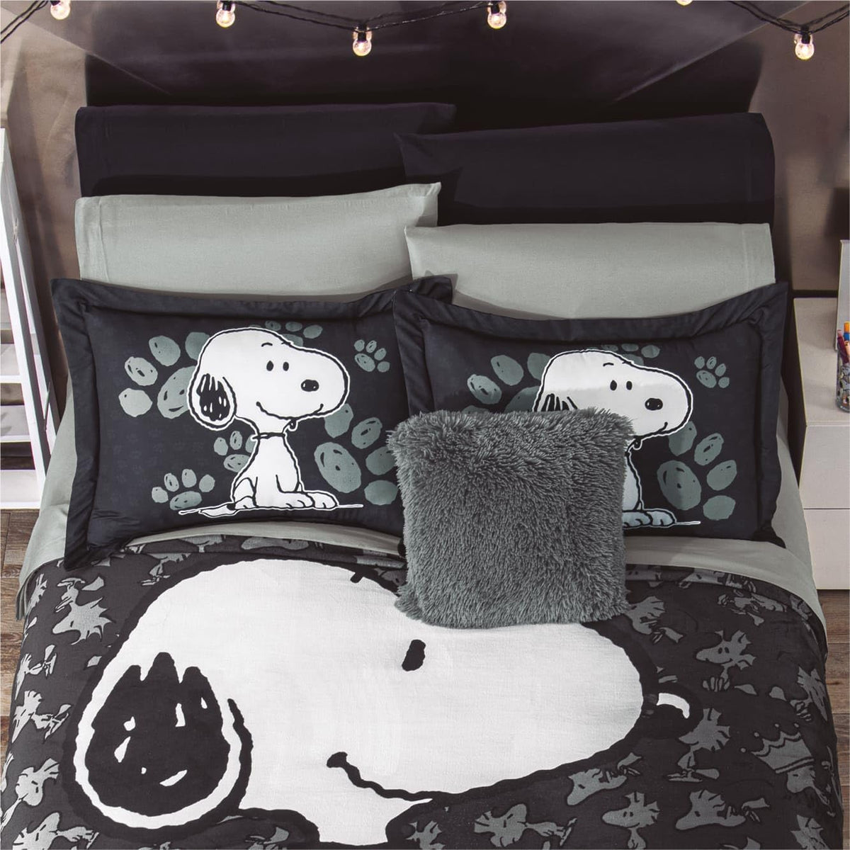 Colchas Concord Cobertor Pachi Flannel, Color Negro/Gris, 100% Poliéster, Tamaño Matrimonial, Manta Cálida y Suave para Cama, Ideal para Invierno, 1 Pieza