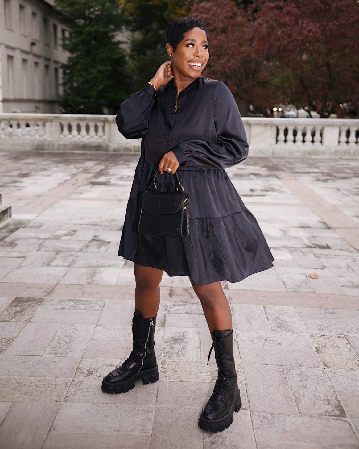 The Drop Minivestido Escalonado Para Mujer, con Botones al Frente, Negro, por @highlowluxxe
