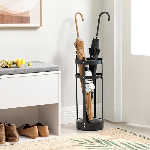 SONGMICS - Soporte para paraguas, Soporte redondo de acero para paraguas, 19.6 x 19.6 x 55.1 cm, con bandeja de goteo desmontable, para entrada, oficina, estable, requiere montaje, negro mate ULUC28BK