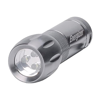 Energizer - Linterna LED Compacta, 80 Lúmenes, Cuerpo Metálico | Incluye cordón para colgar, Funciona con 3 pilas AAA, Ideal para camping, emergencias y uso cotidiano