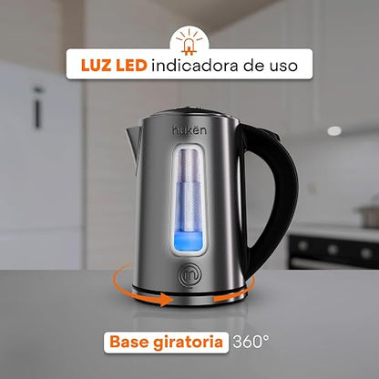Hukën x MasterChef | Tetera Eléctrica STEEL-FUSE 1.7L | Hervidor de Agua con Infusor de Té Removible | Acero Inoxidable | Apagado Automático | Base 360° | Luz LED | Ventana de Agua