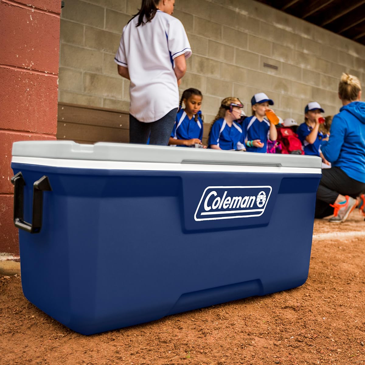 Coleman Classic Series - Enfriador portátil con Aislamiento, Resistente a Fugas para Exteriores, Mantiene el Hielo hasta 5 días, 52/70/120/150 Cuartos de galón