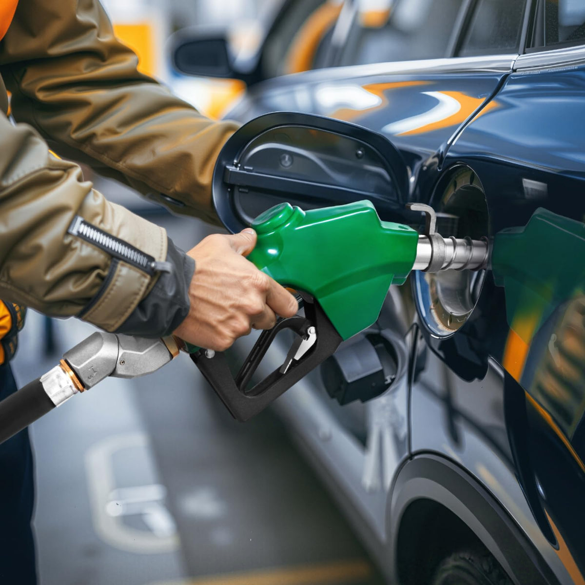 VEVOR Boquilla de combustible automática NPT de 1 pulgada, caudal máximo de 21,6 GPM, apagado automático, con bloqueo de gatillo de 3 velocidades y boquilla de 1-3/16 in (diámetro exterior = 30,1 mm)