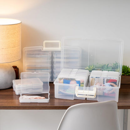 IRIS USA Caja Organizadora para Fotos, 12 Estuches, 2 Piezas, Clara | Compatible con fotos 4"x6", asa integrada, organizador para tareas, calcomanías, recortes y tarjetas didácticas