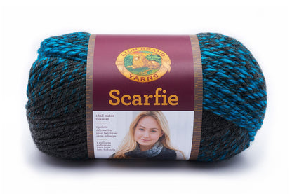 Lion Brand Scarfie Estambre Grueso Ombré, Crema/Gris Topo - Carbón - Aqua