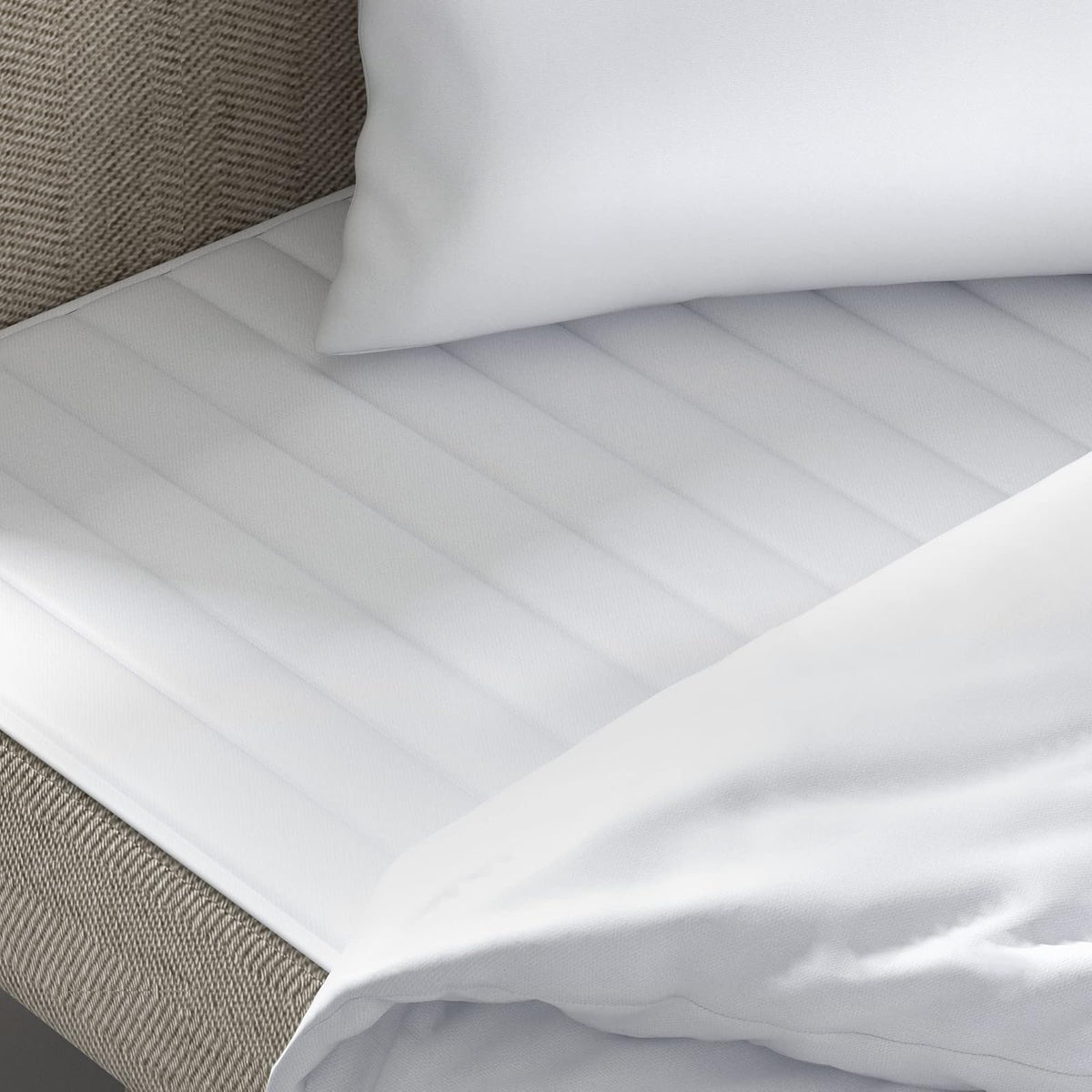 Comfort Classics Cojín de microfibra para sofá cama Frisco, blanco, 60 x 72 "