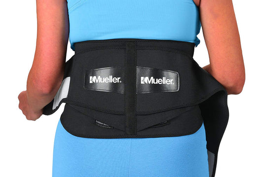 MUELLER Sports Medicine - Soporte lumbar con almohadilla extraíble, ideal para dolor de espalda superior e inferior, alivio y apoyo para hombres y mujeres, cepas, ciática, escoliosis, negro, tamaño
