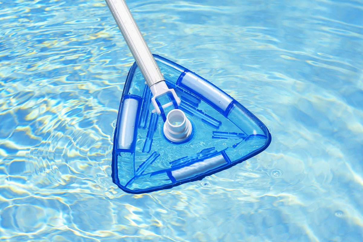 Poolmaster Aspiradora para Piscina con Revestimiento de Vinilo Triangular Transparente 27514, Color Azul