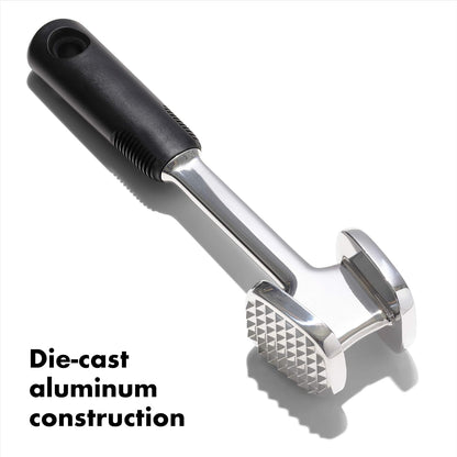 OXO Good Grips - Ablandador de carne fundido a presión, color negro, 4,7 x 6,2 x 24,8 cm