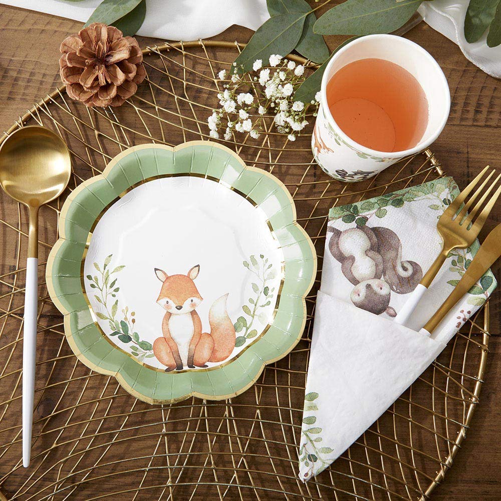 Kate Aspen Woodland - Decoraciones para baby shower, 62 piezas, platos de papel desechables y servilletas, suministros de fiesta para 16 invitados, tema de animales del bosque para decoración de mesa