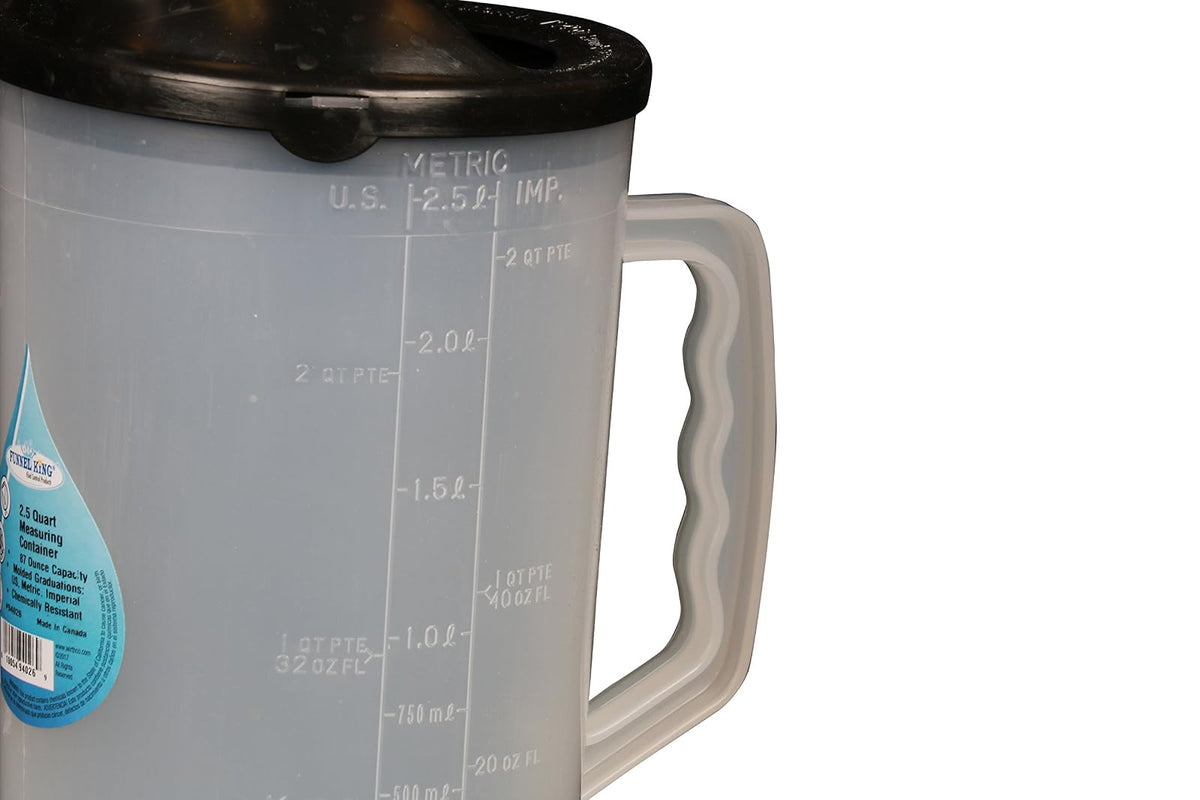 WirthCo 94026 Funnel King Contenedor de Medición Graduado con Boquilla, Negro, 86 Onzas