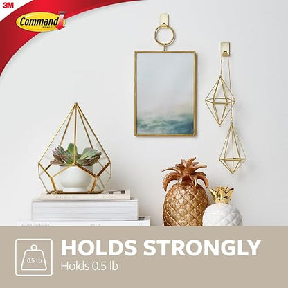 Command - Ganchos metálicos pequeños de color latón, 4 ganchos y 5 tiras de comando, ganchos de pared sin daños con tiras adhesivas, ganchos adhesivos sin herramientas para colgar la decoración del