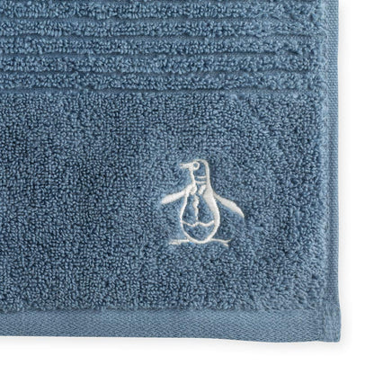 The Original Penguin, Toalla Medio Baño 100% Algodón, Color Azul, Donegal.
