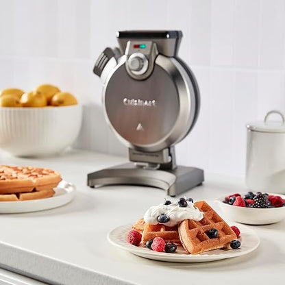 Cuisinart Wafflera Vertical Anti-derrames WAF-V100 Acero Inoxidable | Diseño verticalpara ahorra espacio, Tubo vertido masa fácil llenado, 5 niveles dorado, Placas antiadherentes. Alerta audible