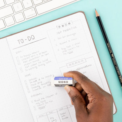 Tombow Borrador Overol 57320 | Blanco, Caja de 40 piezas, Pequeño, Forma overol, Material plástico suave