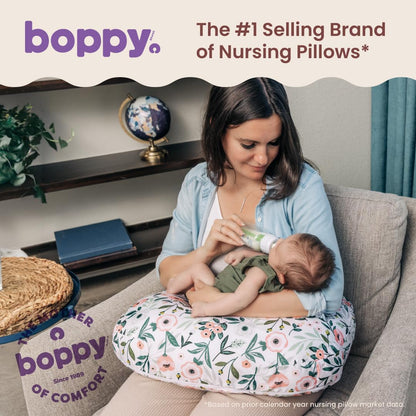 Boppy Almohada de Lactancia – Almohada ergonómica con biberón y Lactancia Materna con Alta y Firme, Gran área, cojín Repelente al Agua con Funda Lavable; Baby Safety Alliance Verified – Flores de