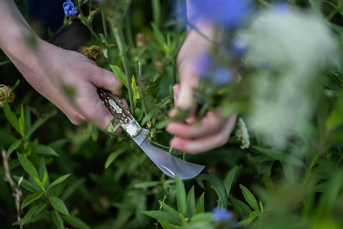 Uncle Henry Next Gen Staglon 16UH Hawkbill - Cuchillo Plegable de 7 Pulgadas con Hoja de Acero Inoxidable de 3 Pulgadas y Mango de Staglon para Caza, Camping y EDC