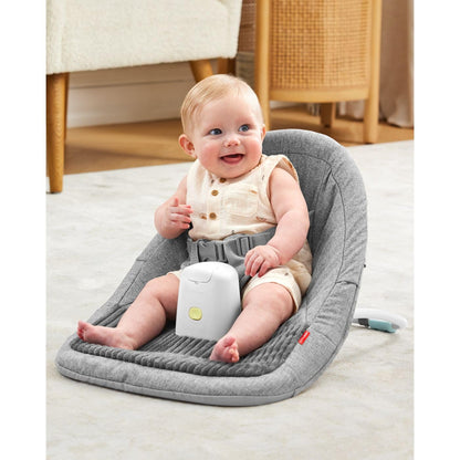 Skip Hop - Asiento ergonómico para bebé para sentarse en posición vertical, ligero y fácil de viajar, forro plateado gris nube edad 0+