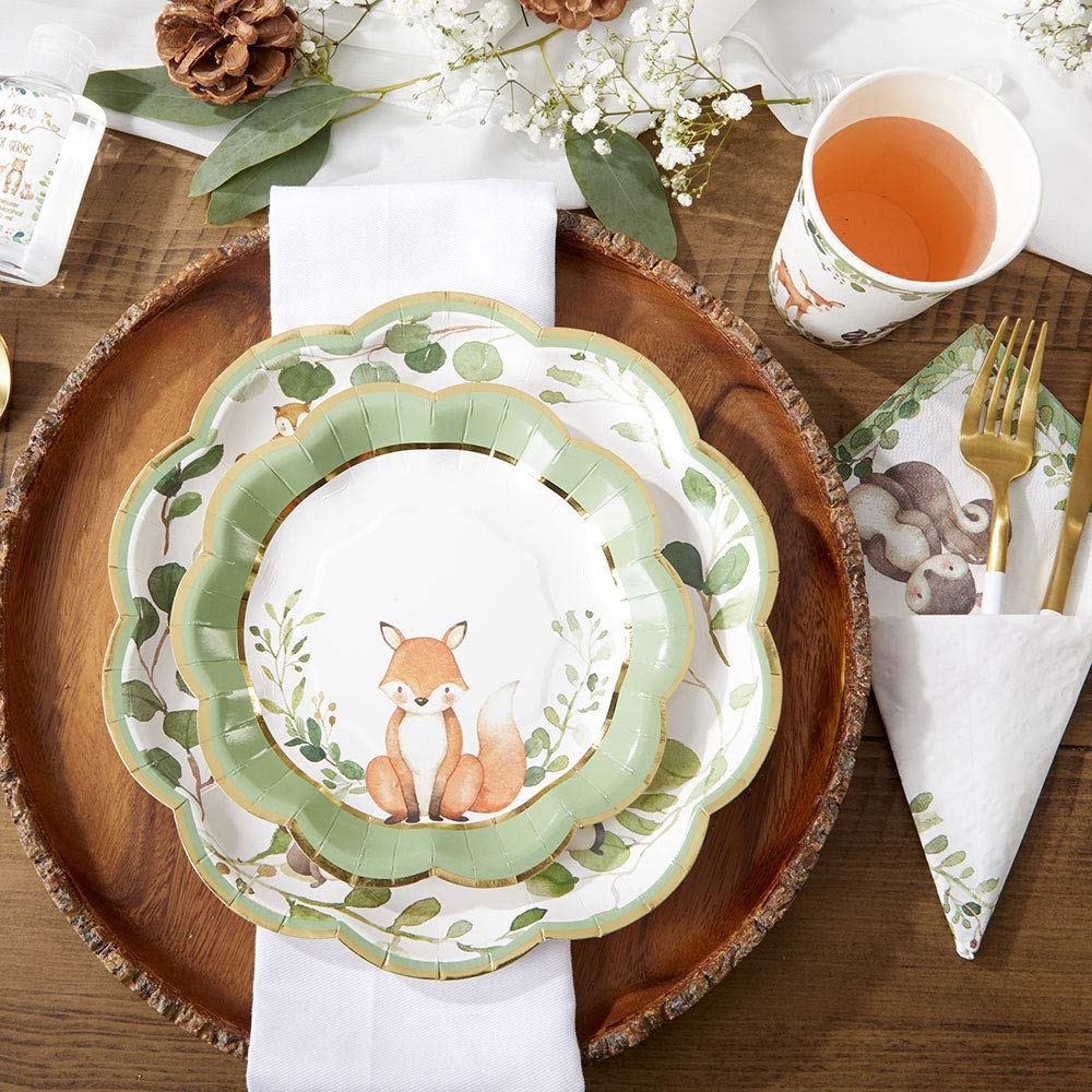 Kate Aspen Woodland - Decoraciones para baby shower, 62 piezas, platos de papel desechables y servilletas, suministros de fiesta para 16 invitados, tema de animales del bosque para decoración de mesa