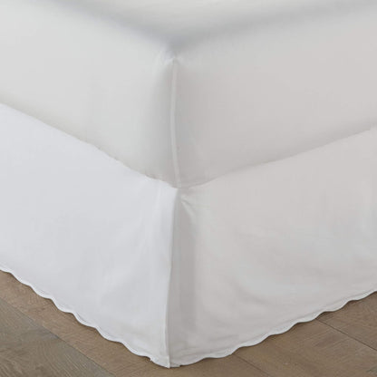 Stone Cottage - Falda de Cama King, Falda de Cama de algodón a Medida con Esquinas divididas, Juego de Ropa de Cama Ideal Simple (Blanco Macizo, King)