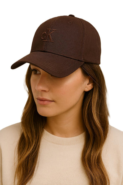 Calvin Klein Monogram Embroidery Baseball Cap Gorra de béisbol Mujer
