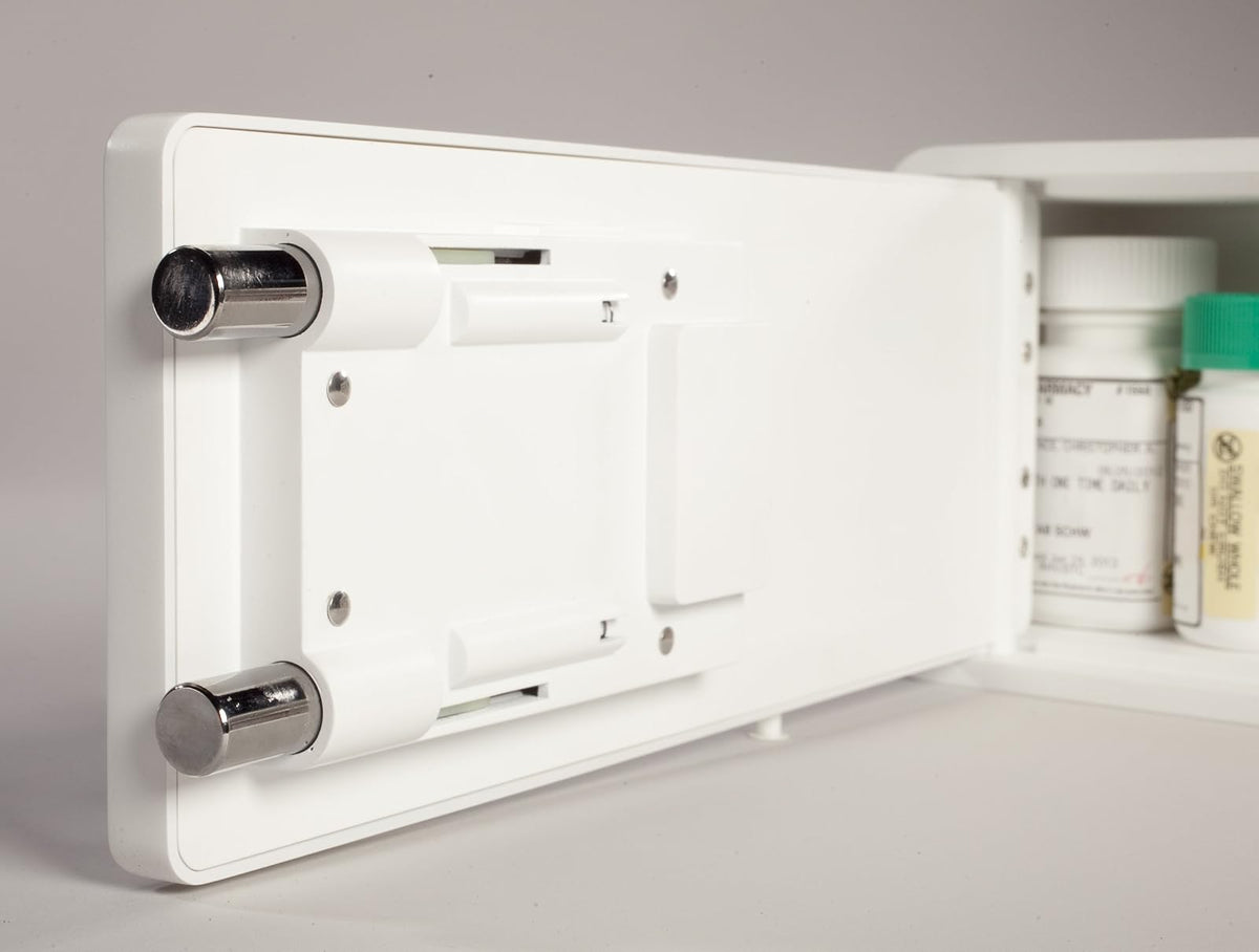MEDICINE RX SAFE Medicine Safe-Llave estándar, color blanco, 38 pulgadas
