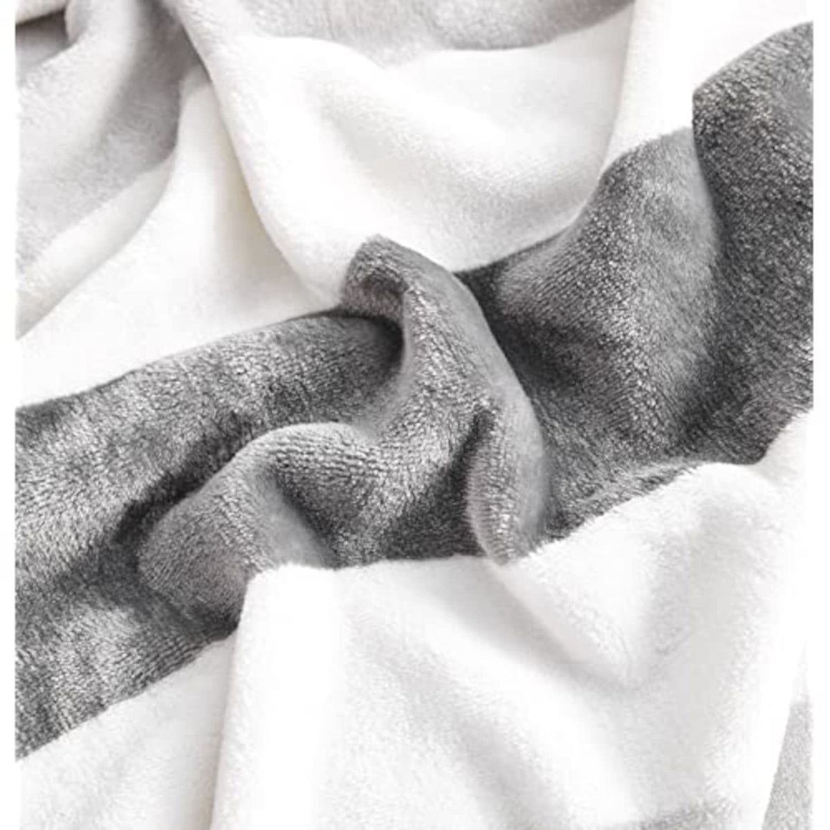 Nautica - Manta de Forro Polar súper Suave y acogedora, Esencial para habitación de recámara (Gris a Rayas, 50 x 60 Pulgadas)