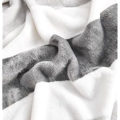 Nautica - Manta de Forro Polar súper Suave y acogedora, Esencial para habitación de recámara (Gris a Rayas, 50 x 60 Pulgadas)