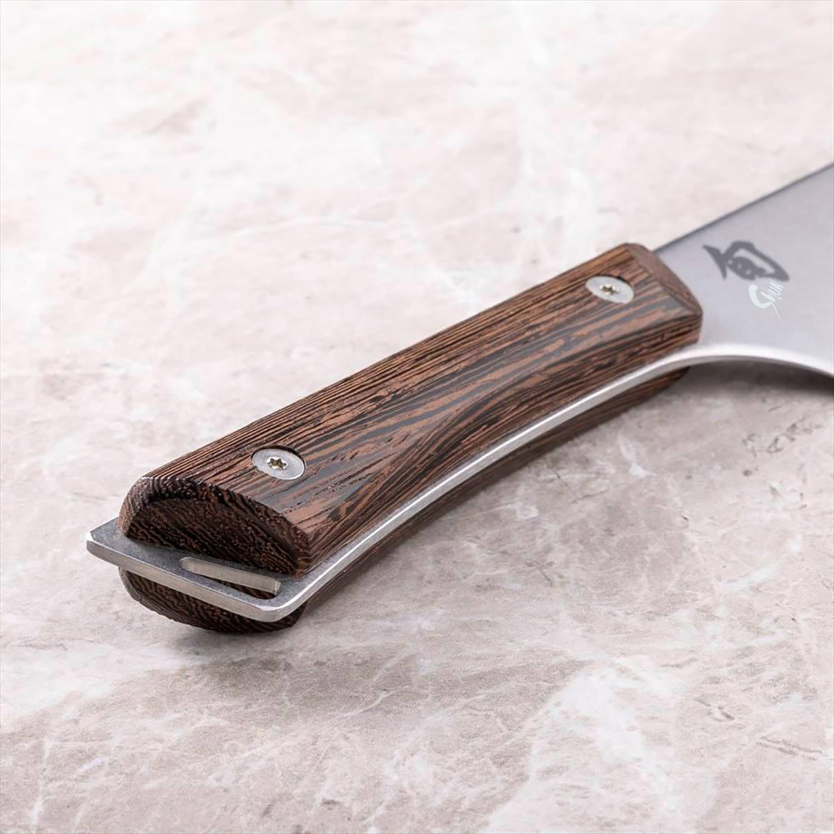 Shun SWT0706 Kanso - Cuchillo de chef (20.32 cm) | Cuchillo de cocina japonés hecho a mano, hoja de acero inoxidable AUS10A, mango Tagayasan